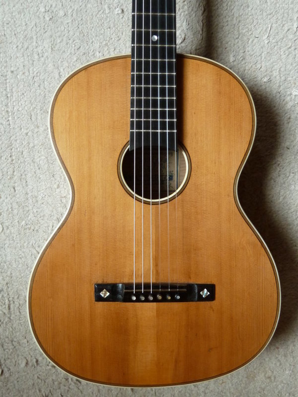 Gitarre  J. O. Nobitschek Innsbruck ca. 1920