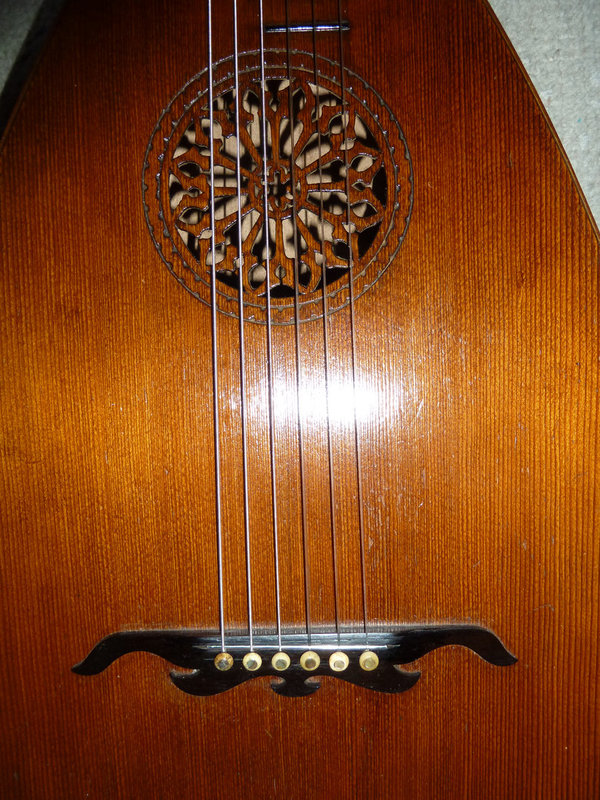 Meisterinstrument Gitarrenlaute "Alatus"